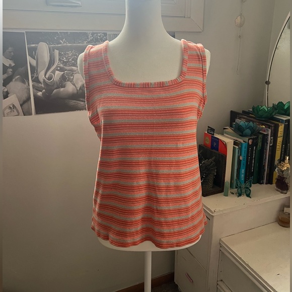 St. John’s Bay Tank Top - Picture 1 of 3